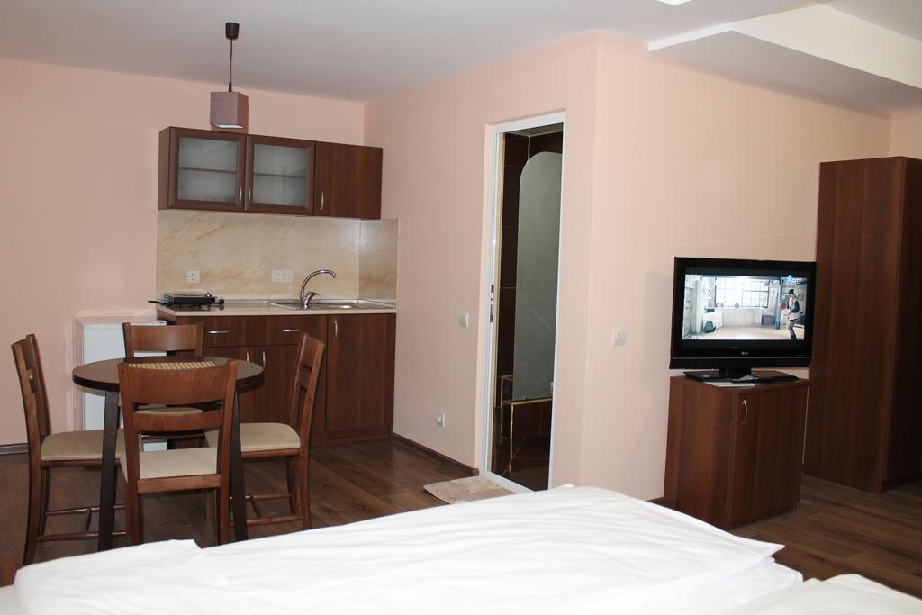 Center Guest House Sapareva Banya ภายนอก รูปภาพ